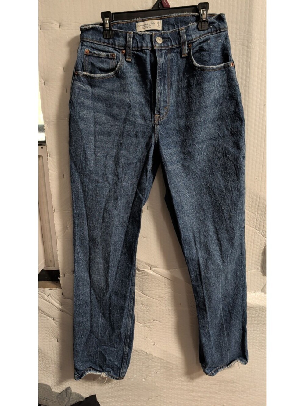 Abercrombie & Fitch The '90s Straight Ultra High Rise Jeans